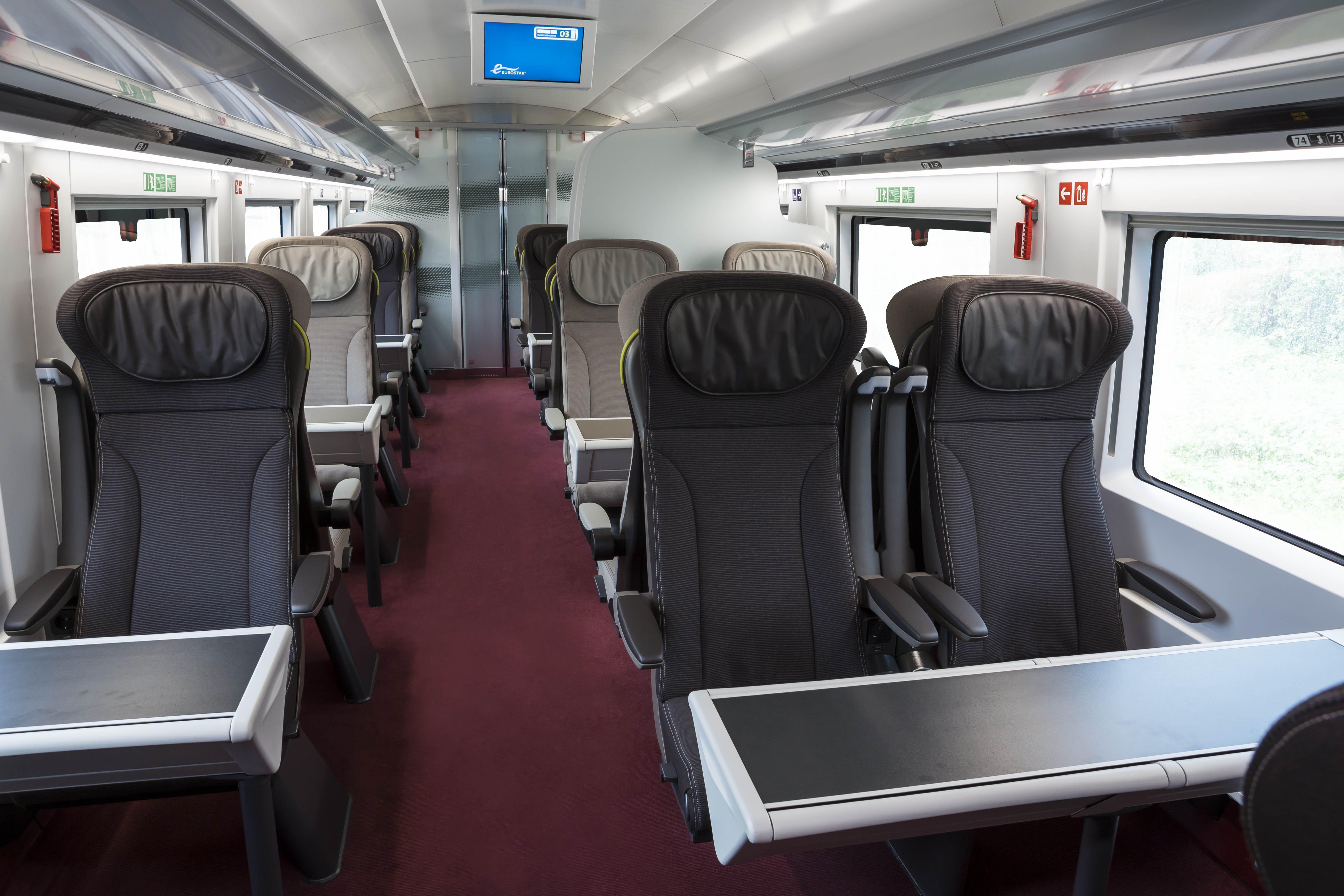 Первый класс вагона в поезде. Eurostar e320 салон. Сапсан вагон 2. Купе переговорная Сапсан. Евростар 1.