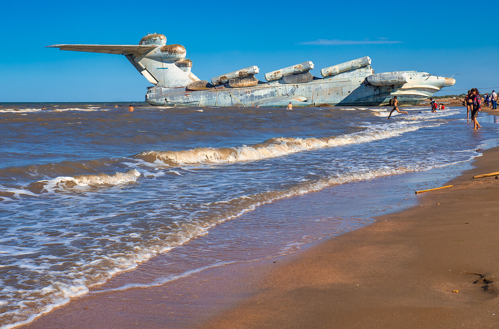 экраноплан на каспийском море