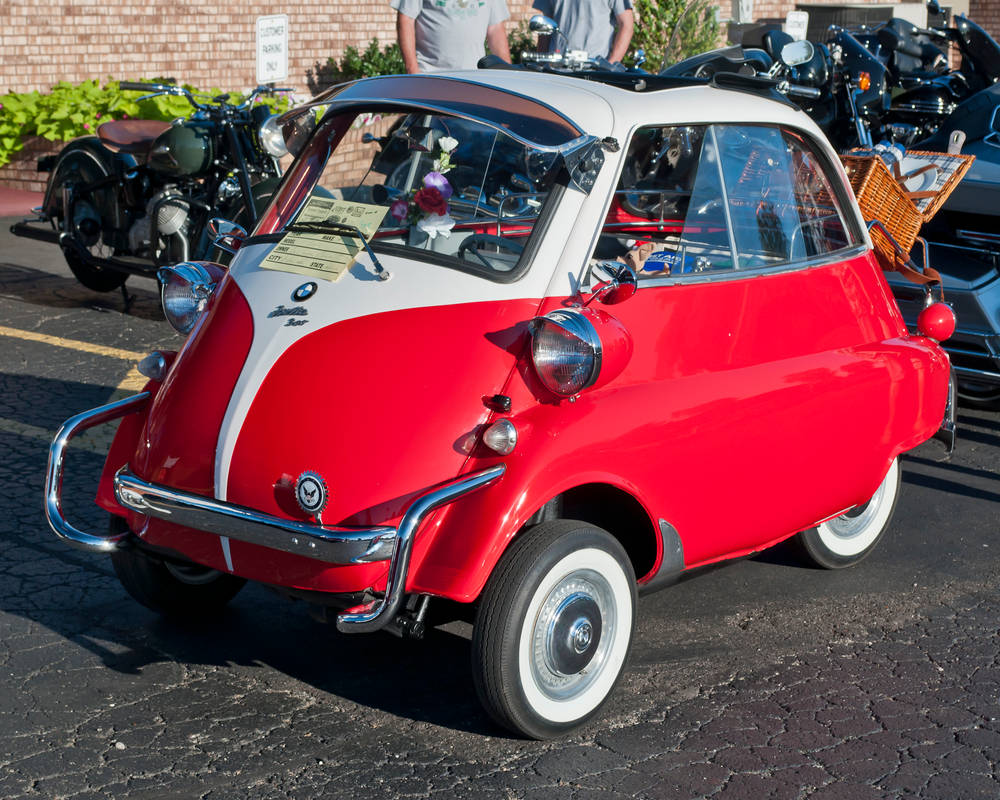 Автомобиль BMW Isetta