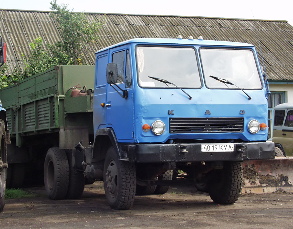 Колхида автомобиль фото. Каз-608 Колхида. Седельный тягач каз-Колхида. Каз-608 Колхида тягач. Грузовик каз 606 Колхида.