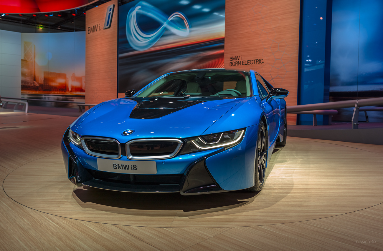 Бмв ай. BMW i8 XDRIVE. BMW i8 2013. BMW i8 360. BMW i9 2020.