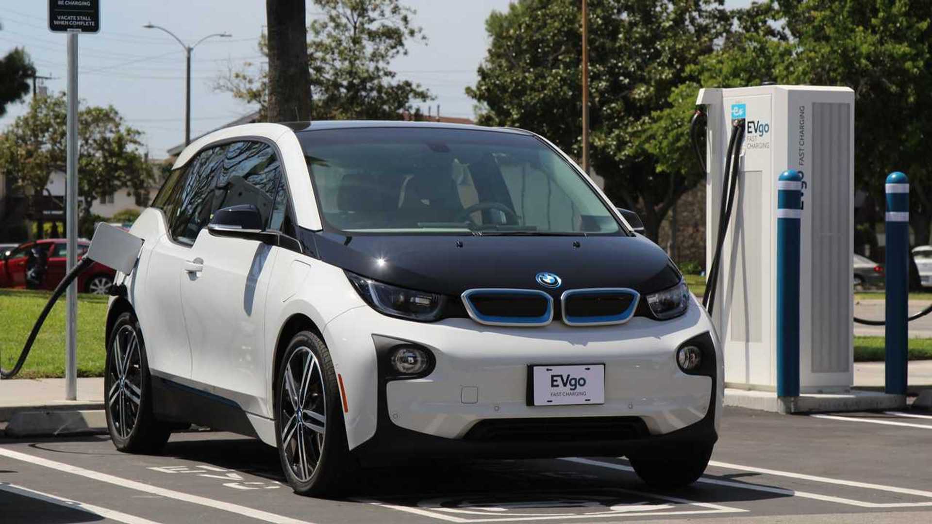 BMW i3 316i