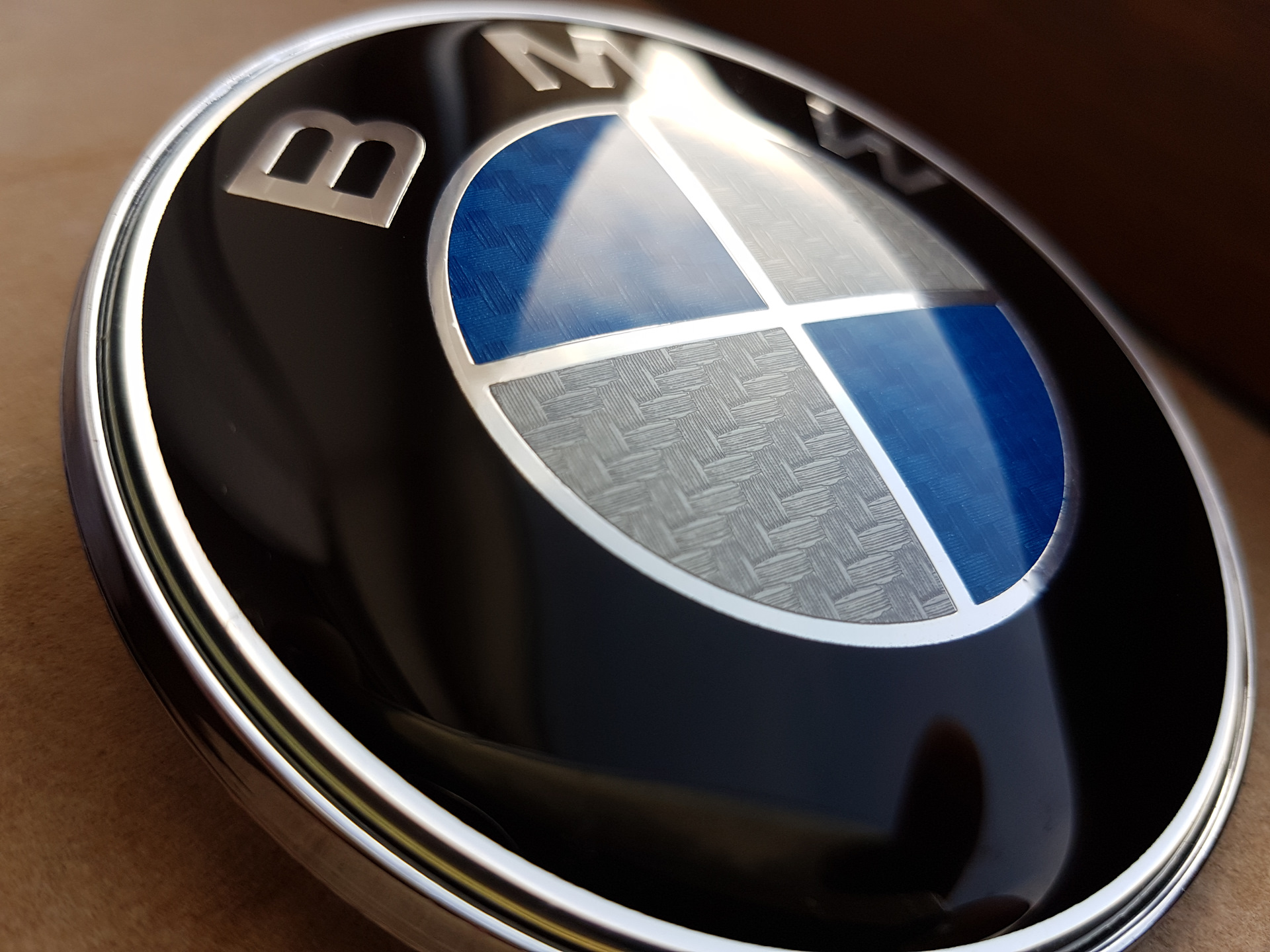 BMW logo 2021