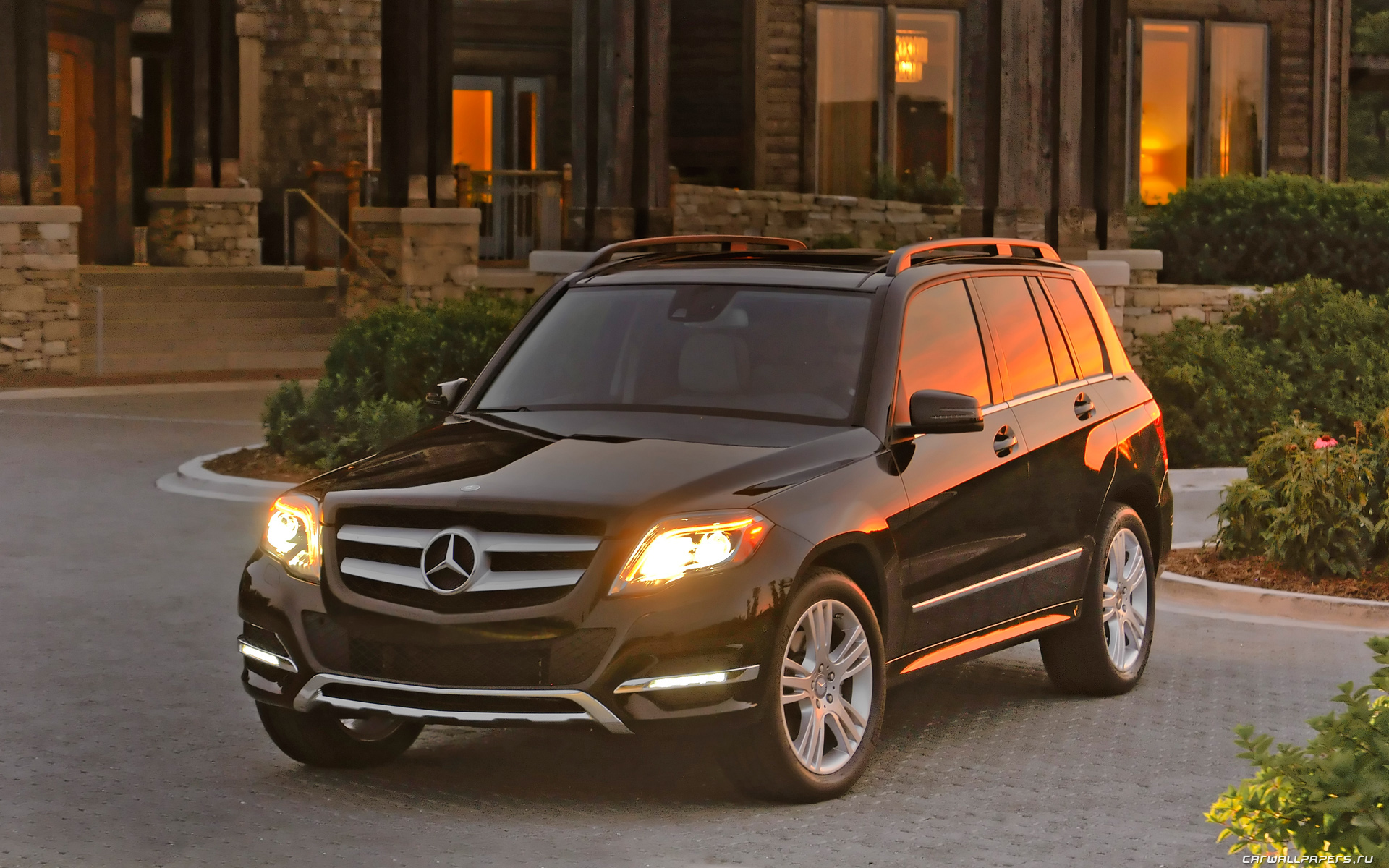 Мерседес Бенц GLK 2012 черный