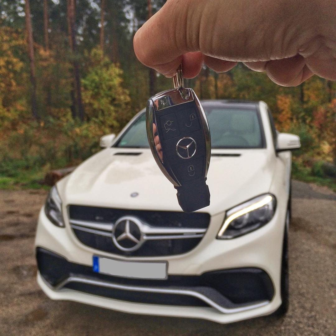 Инстаграм пост Mercedes