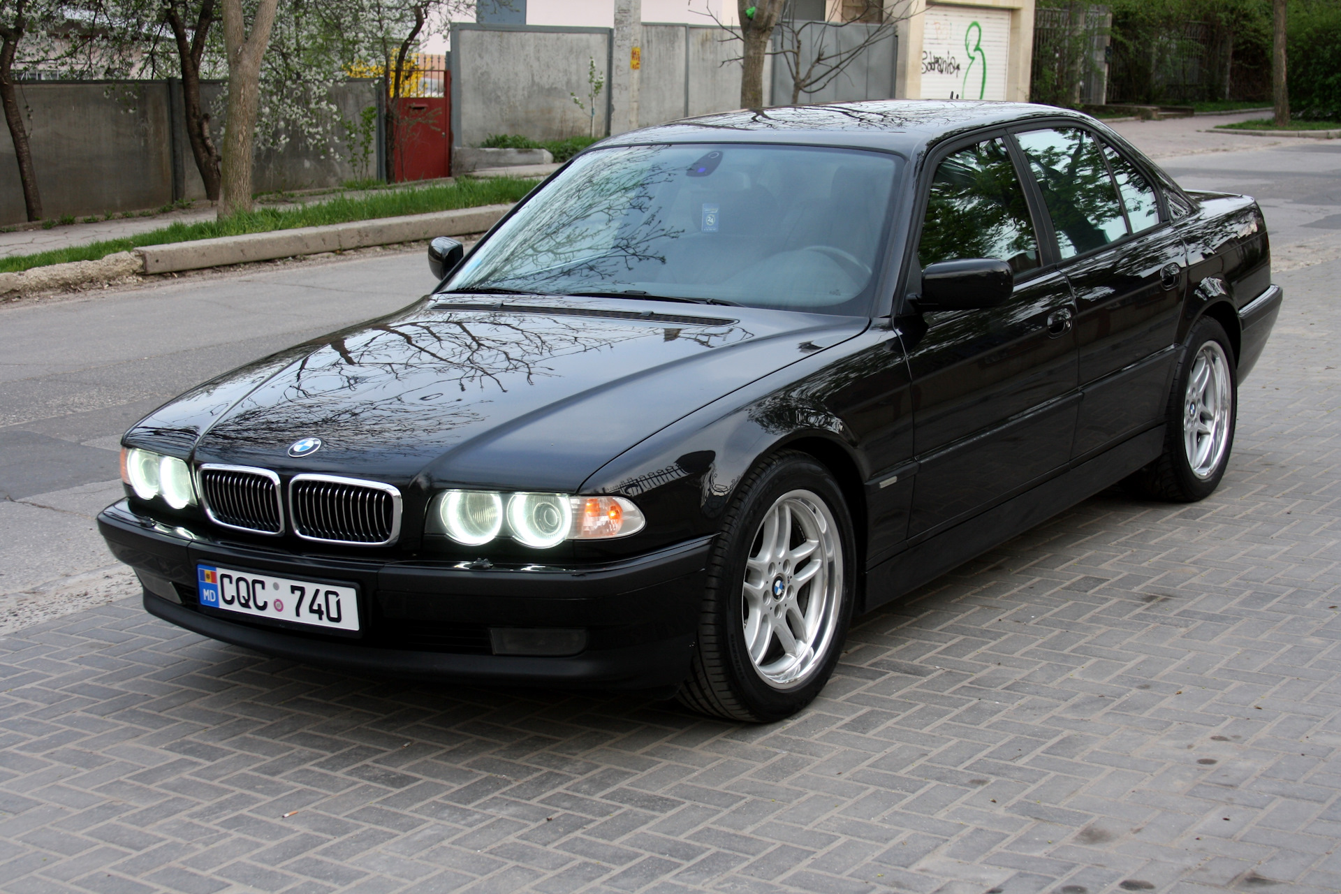 BMW 7 e38 2000