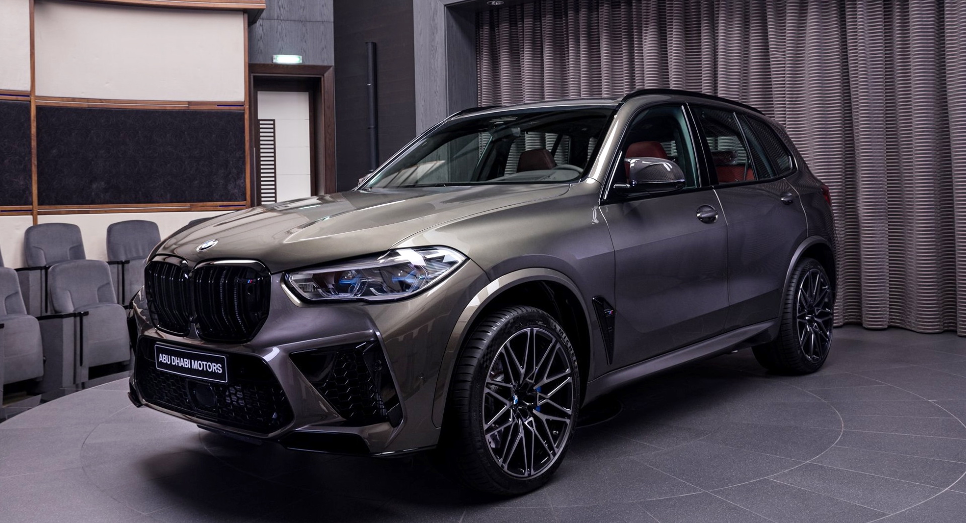 BMW x6m Urban Green