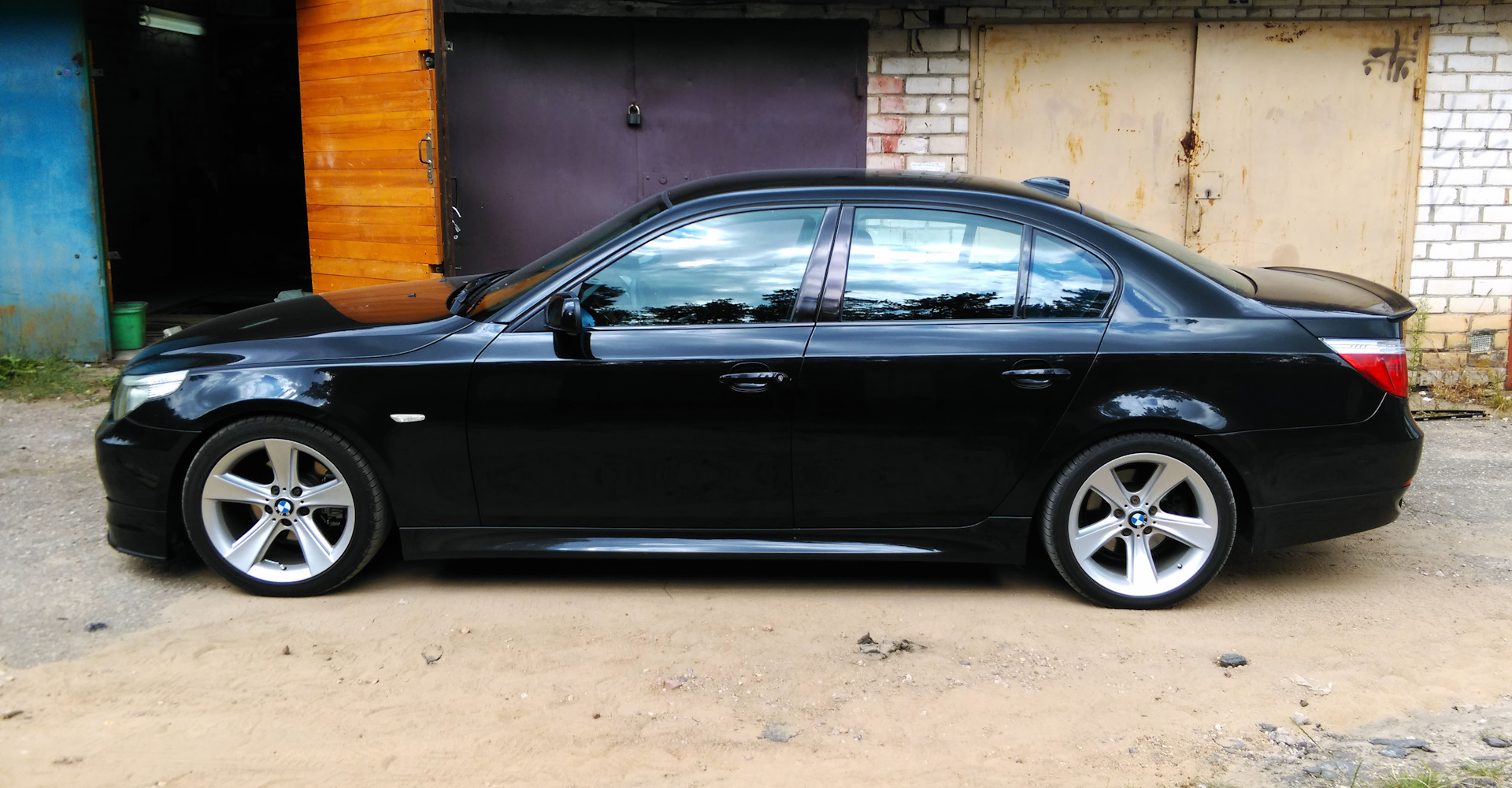 128 е60. BMW 5 e60 r18 246 Style. BMW e60 128 стиль. 124 Стиль БМВ е60. Shadow line BMW e60.