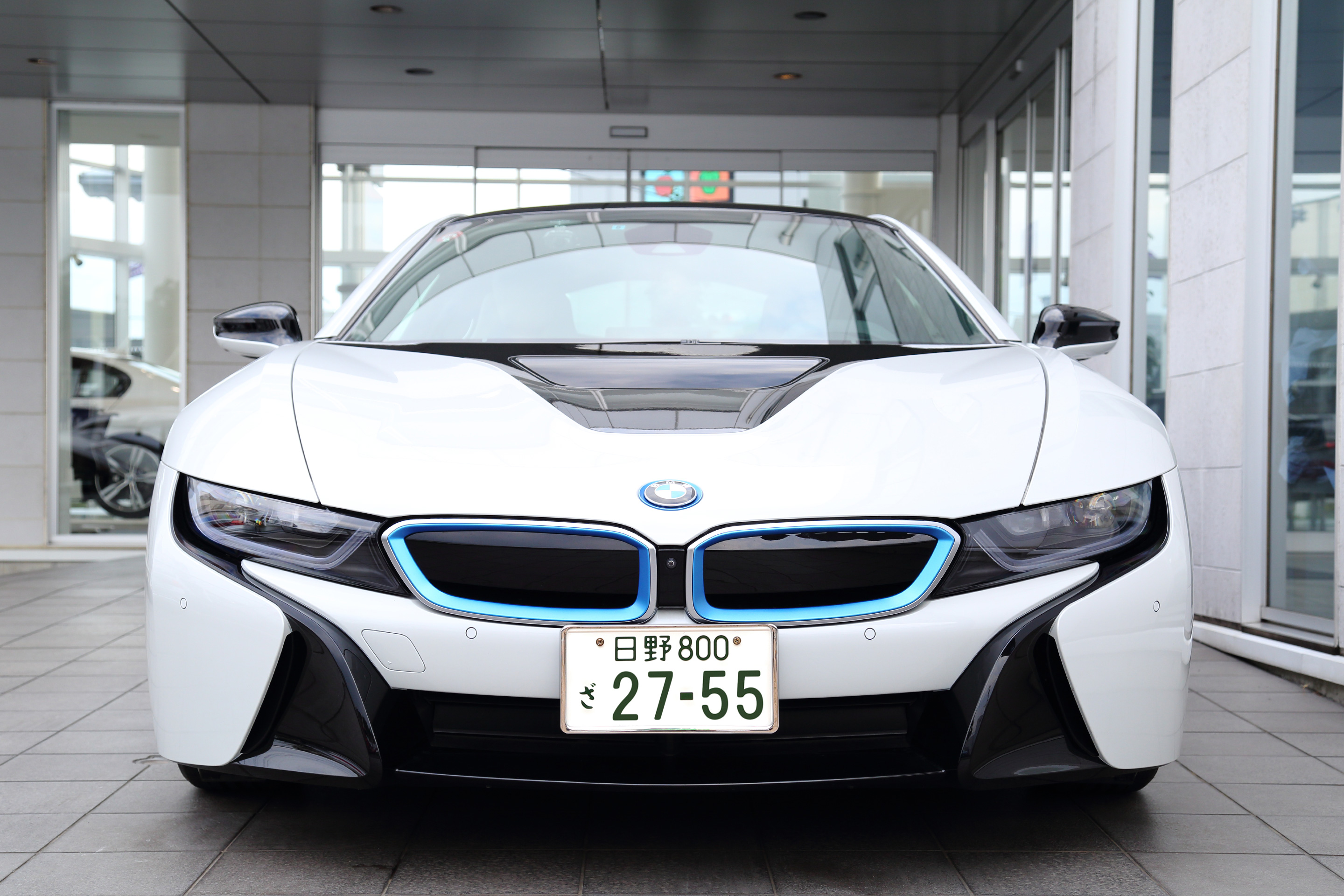 Бмв аи. BMW i8 2021. BMW i8 narxi. BMW i8 Рестайлинг. БМВ 180i.