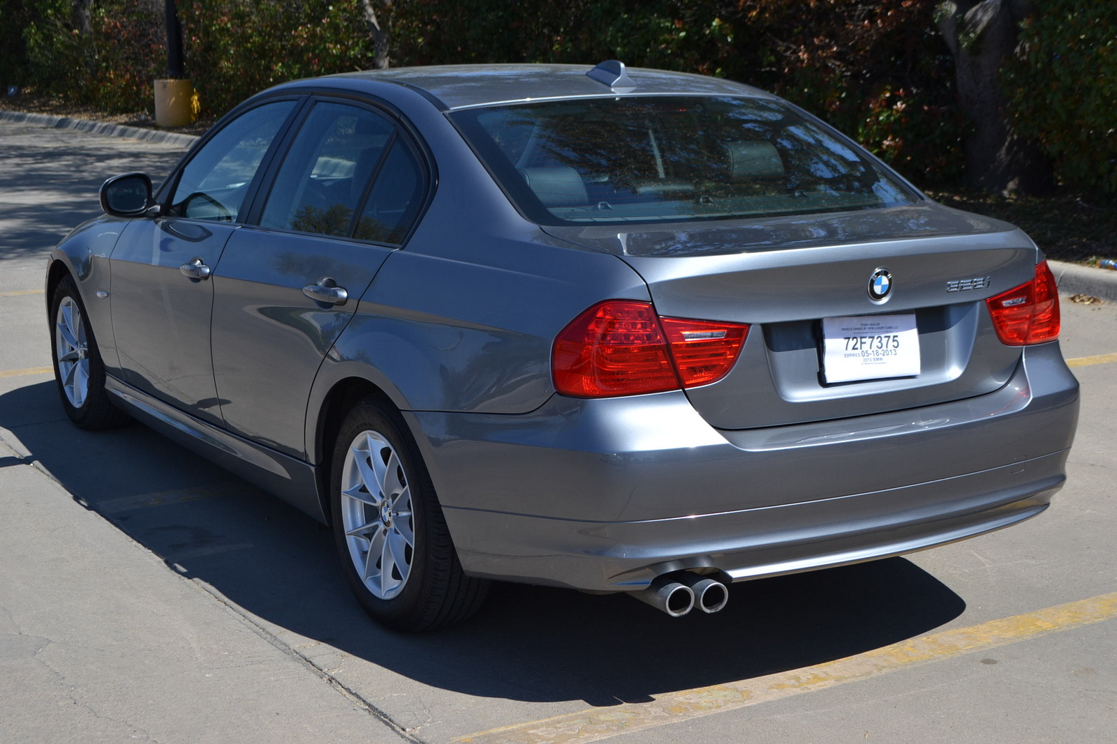 3 2010 год. BMW 3 Series 2010. БМВ 3 серии 2010 года. BMW 3 2010 back. БМВ тройка 2010.