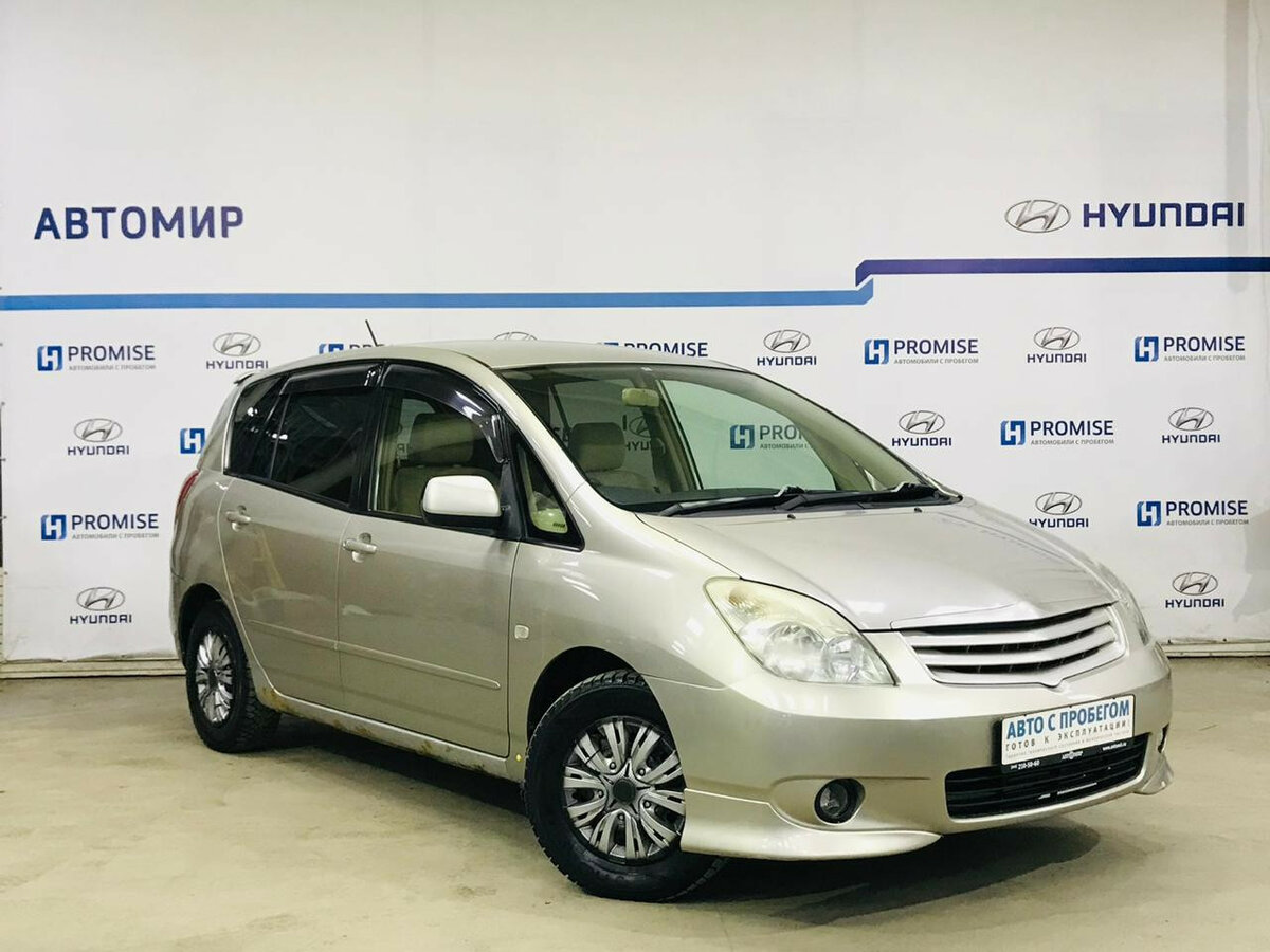 Королла спасио новосибирск. Toyota Corolla Spacio 2004. Тойота Спасио 2002. Тойота Спасио 2 поколение. Toyota Spacio 2004.