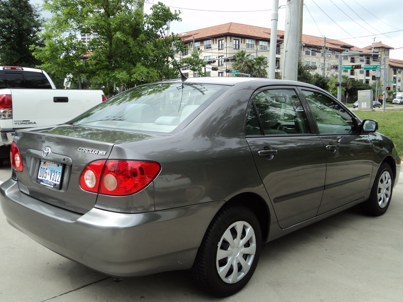 T Toyota Corolla 2006