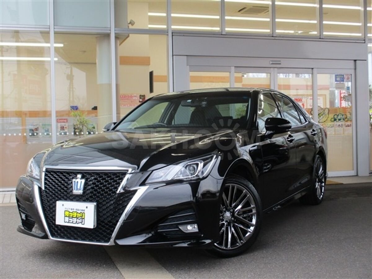 Toyota Crown Majesta 2018