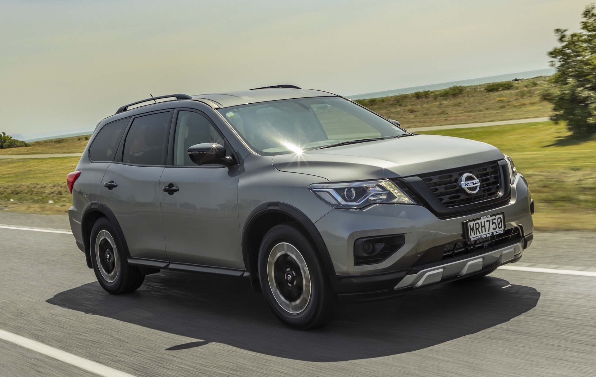 Nissan Pathfinder 2021 Pickup