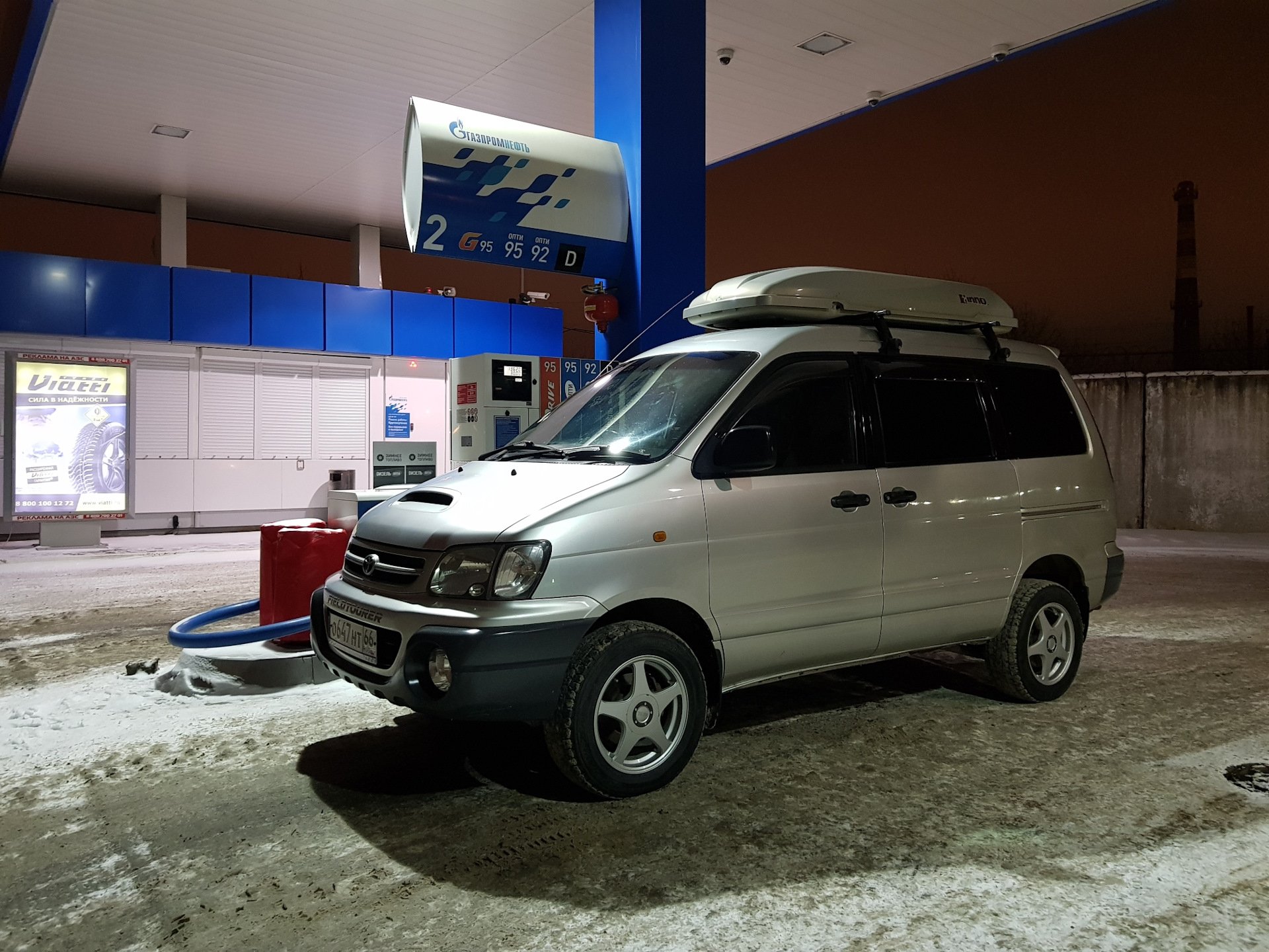 Тойота таун айс ноах. Toyota Town Ace Noah. Toyota Town Ace Noah 2007. Тойота Таун айс Ной. Town Ace Noah r18.