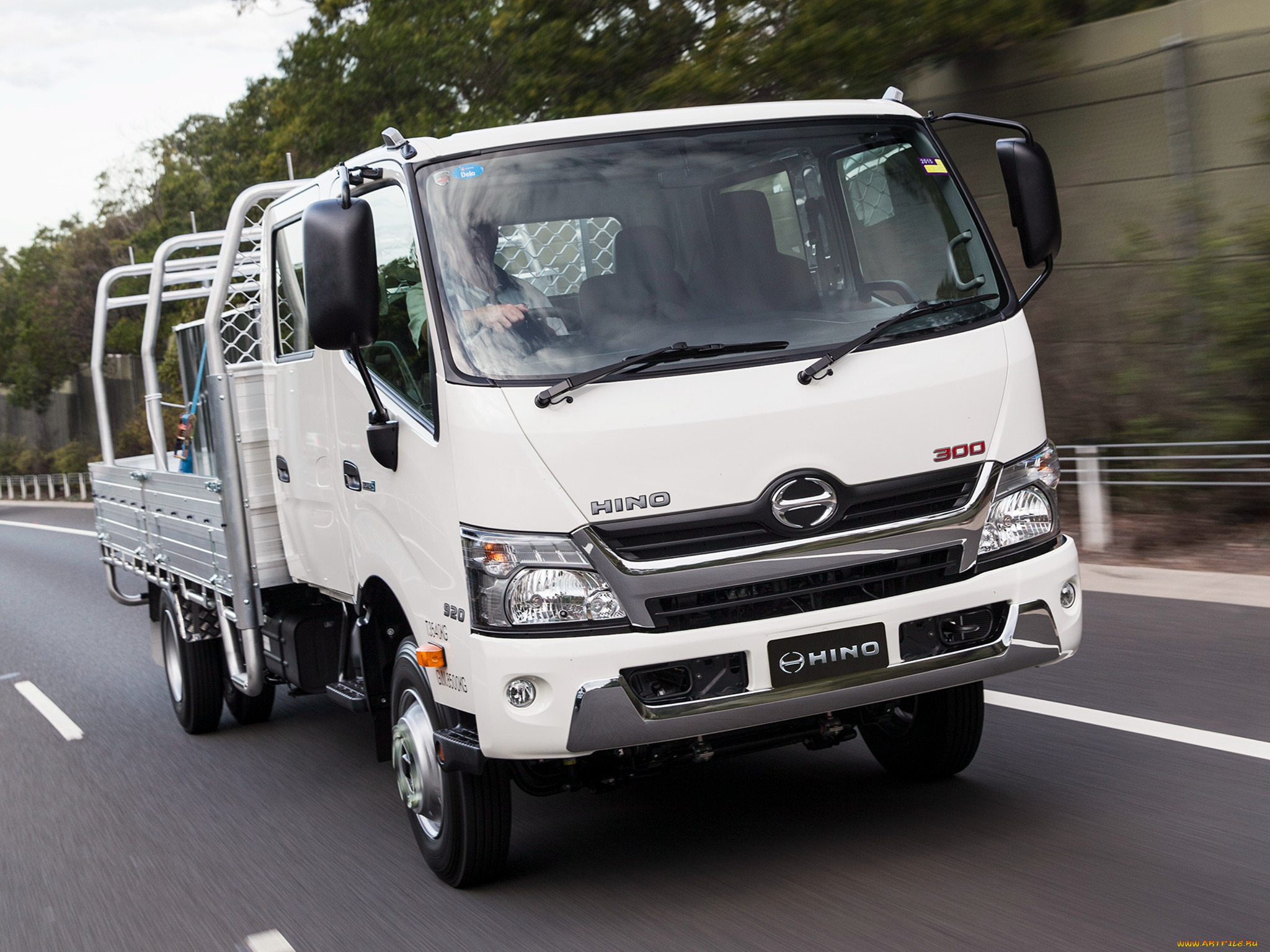 Автомобиль hino. Тойота Хино 300. Hino 300 2014. Hino 300 2021. Тойота Хино 500.