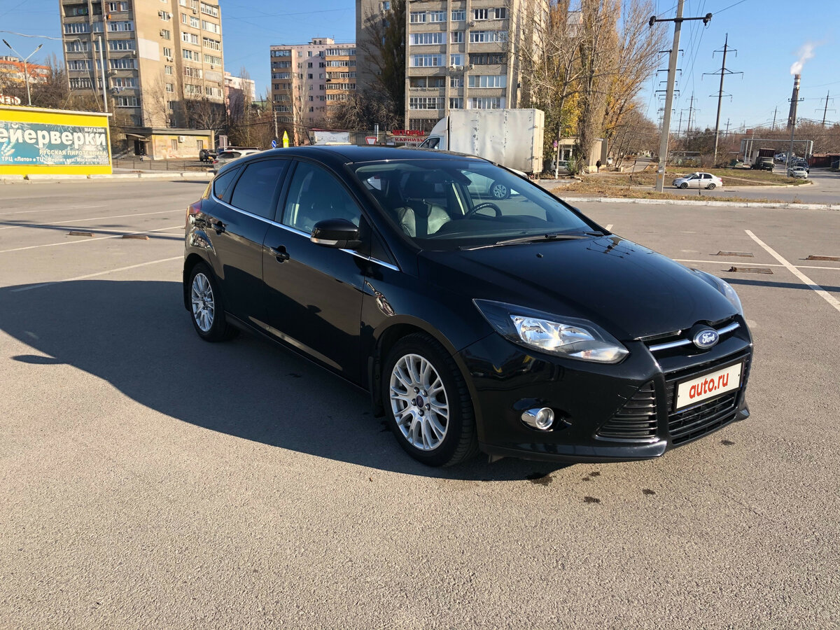 Форд черным цветом. Ford Focus 3 хэтчбек черный. Форд фокус хэтчбек черный 2012. Ford Focus 2012 седан черный. Ford Focus 3 хэтчбек черный 2012.