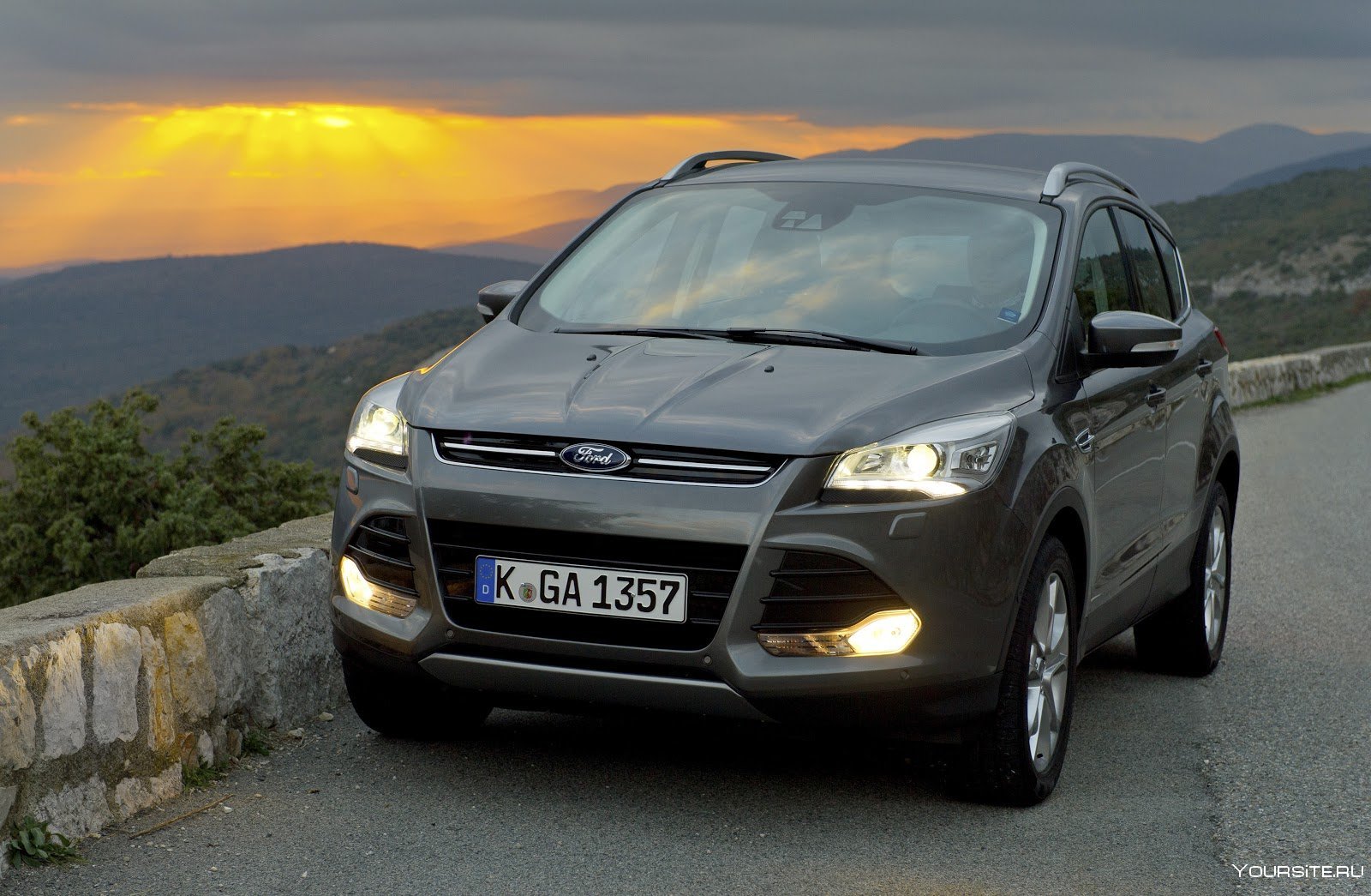 Ford kuga рисунок