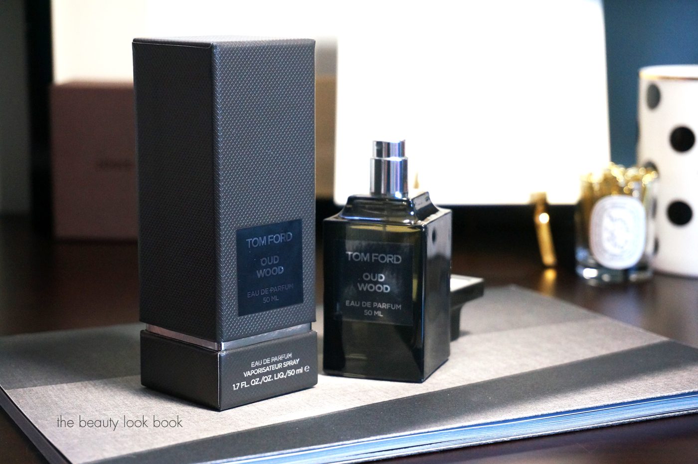 Oud wood. Tom_Ford_oud_Wood 50мл. Tom Ford oud Wood. Tom Ford oud Wood 100ml. Том Форд oud Wood 100 мл.