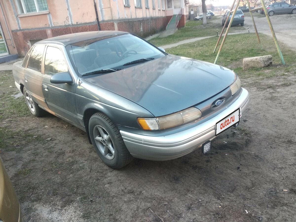 Ford Taurus 1993 салон