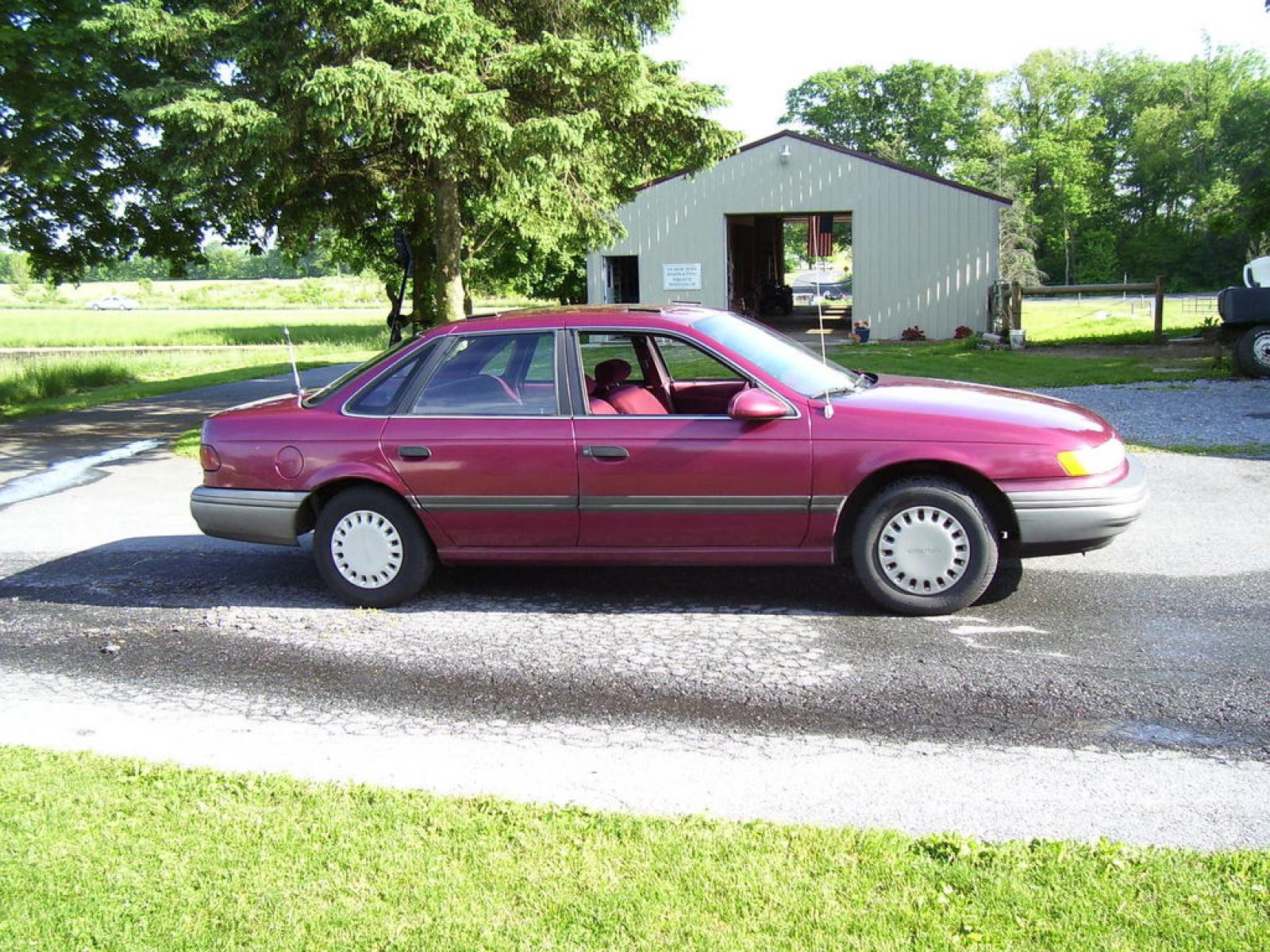 Купить форд таурус. Ford Taurus 1992. Форд Таурус 1992. Форд Таурус 92. Ford Taurus 1992 универсал.