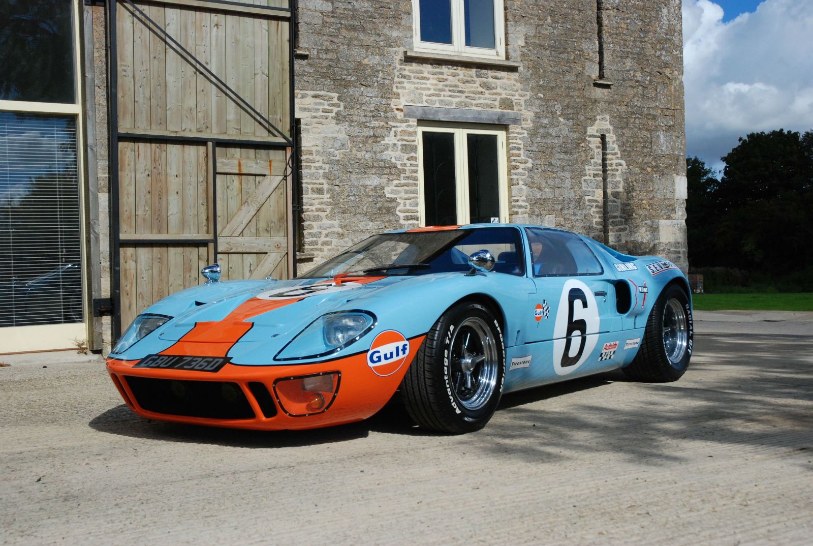 Neon Ford gt40