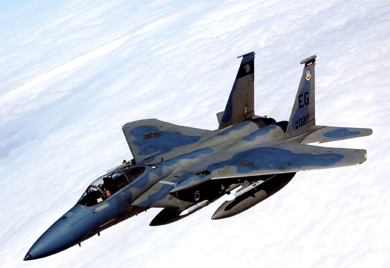 Самолет f-15c