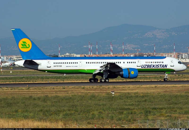 Боинг 757 Uzbekistan Airways