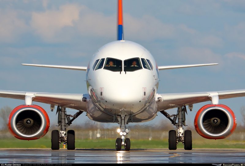 Sukhoi Superjet 100