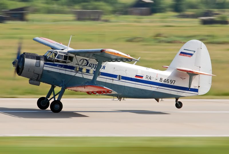 АН-2 пассажирский самолёт