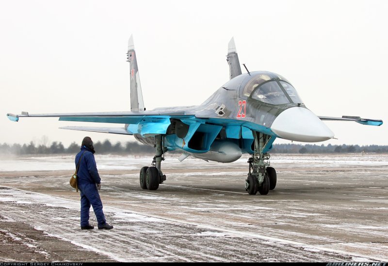 Су-34 на стоянке