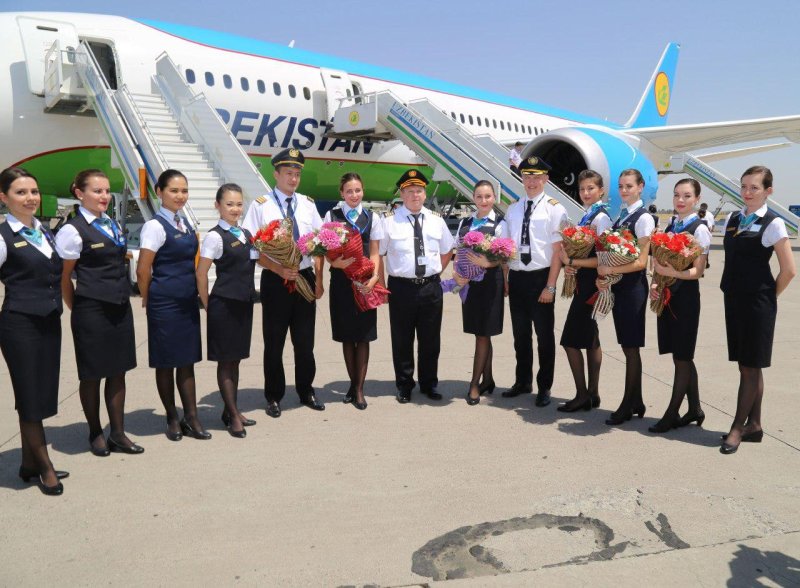 Боинг 787 Uzbekistan Airways