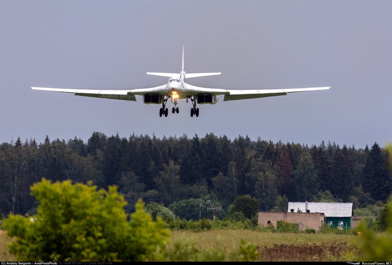 Ту-160 сверхзвуковой самолёт