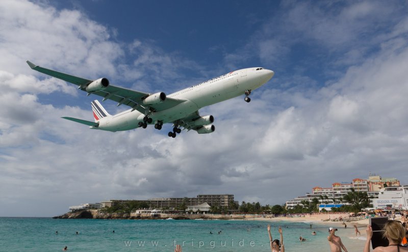 Сент Мартин пляж с самолетами
