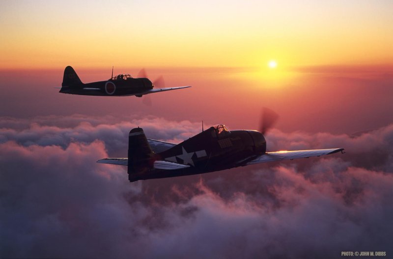 Самолет Зеро и Хелкет