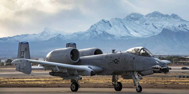 Штурмовик ВВС США A-10 Thunderbolt