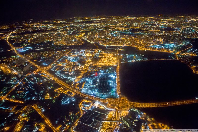 Москва вид с самолета ночью