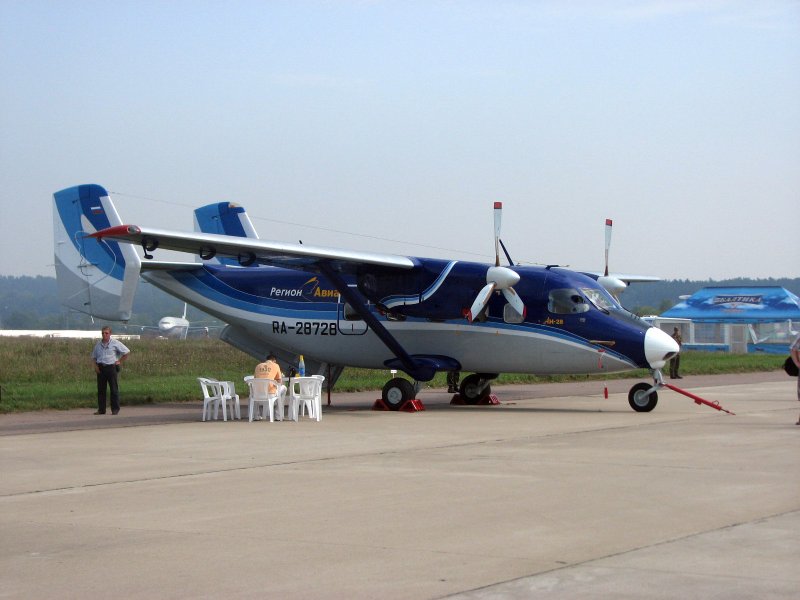 Антонов АН-28