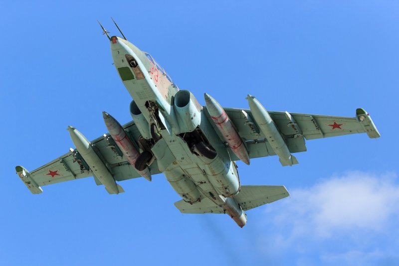 Самолёт-Штурмовик Су-25