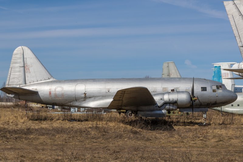 Ил-12 самолёт
