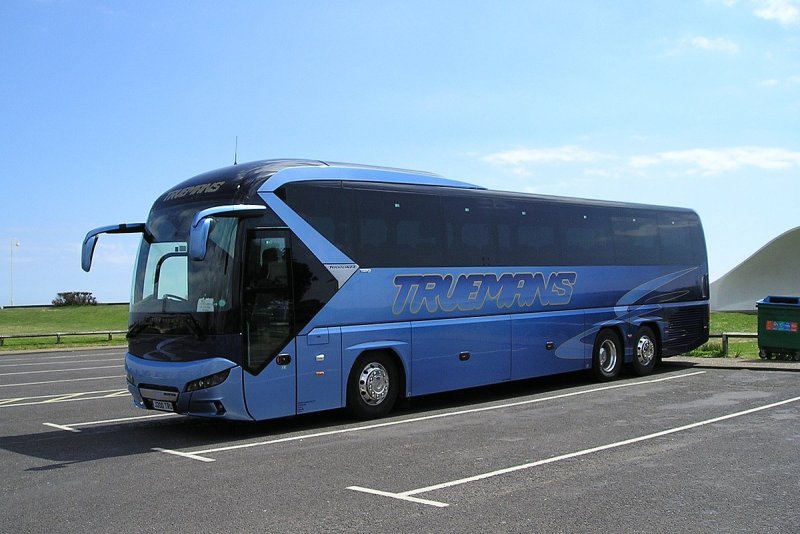 Новый автобус Неоплан