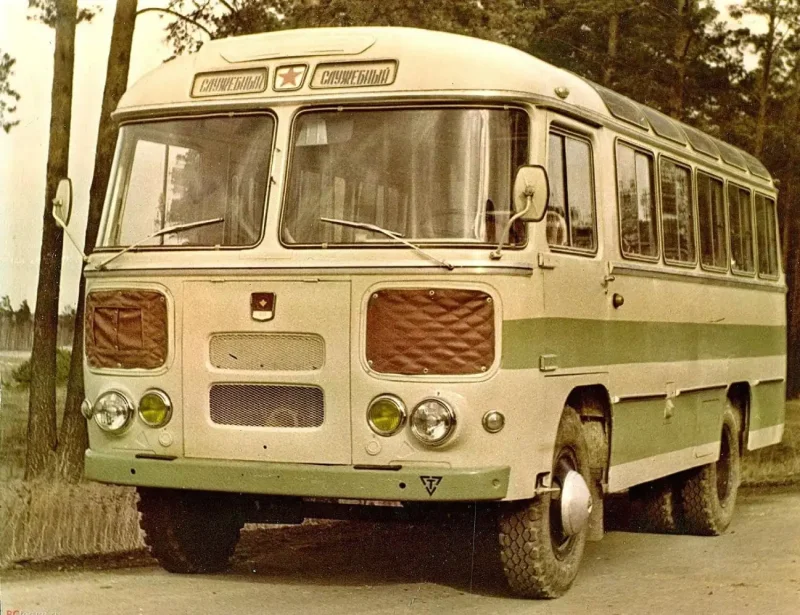 ПАЗ 672