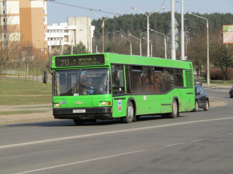Автобус МАЗ 105 465