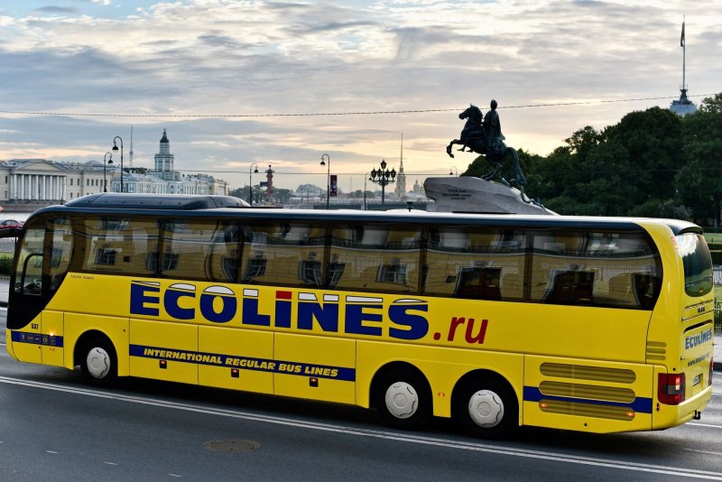 МАЗ 107 103
