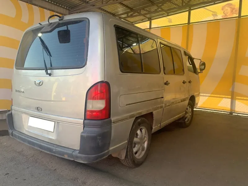 Микроавтобус SSANGYONG Istana