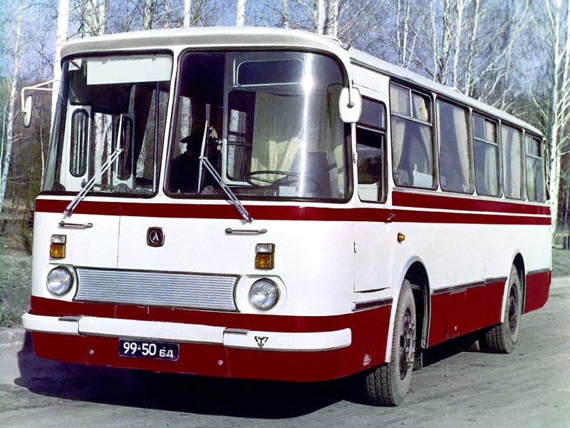 ЛАЗ 695н