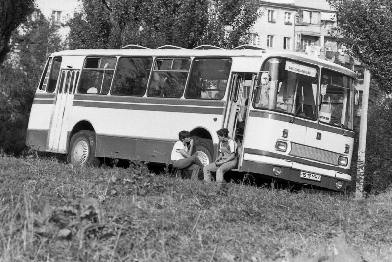 ЛАЗ 695н