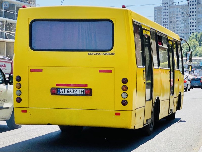 Автобус Богдан а092