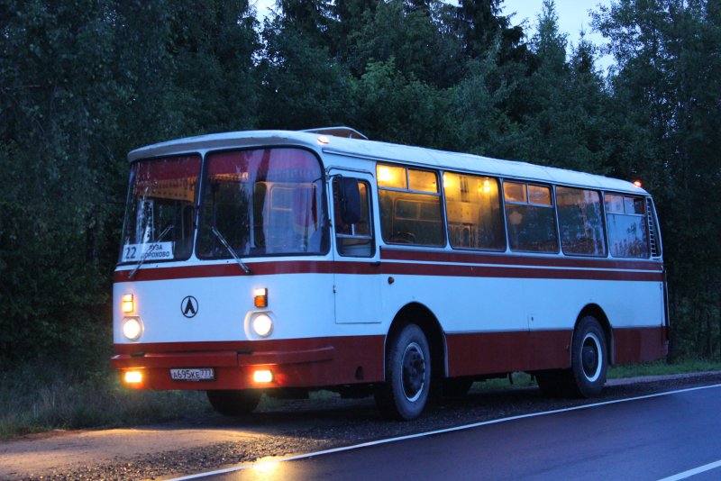ЛАЗ-695 автобус