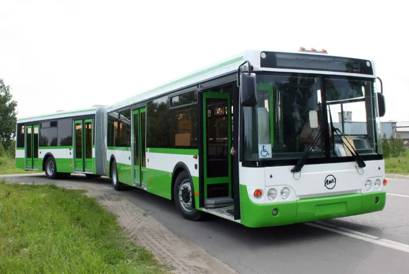 ЛИАЗ 621371